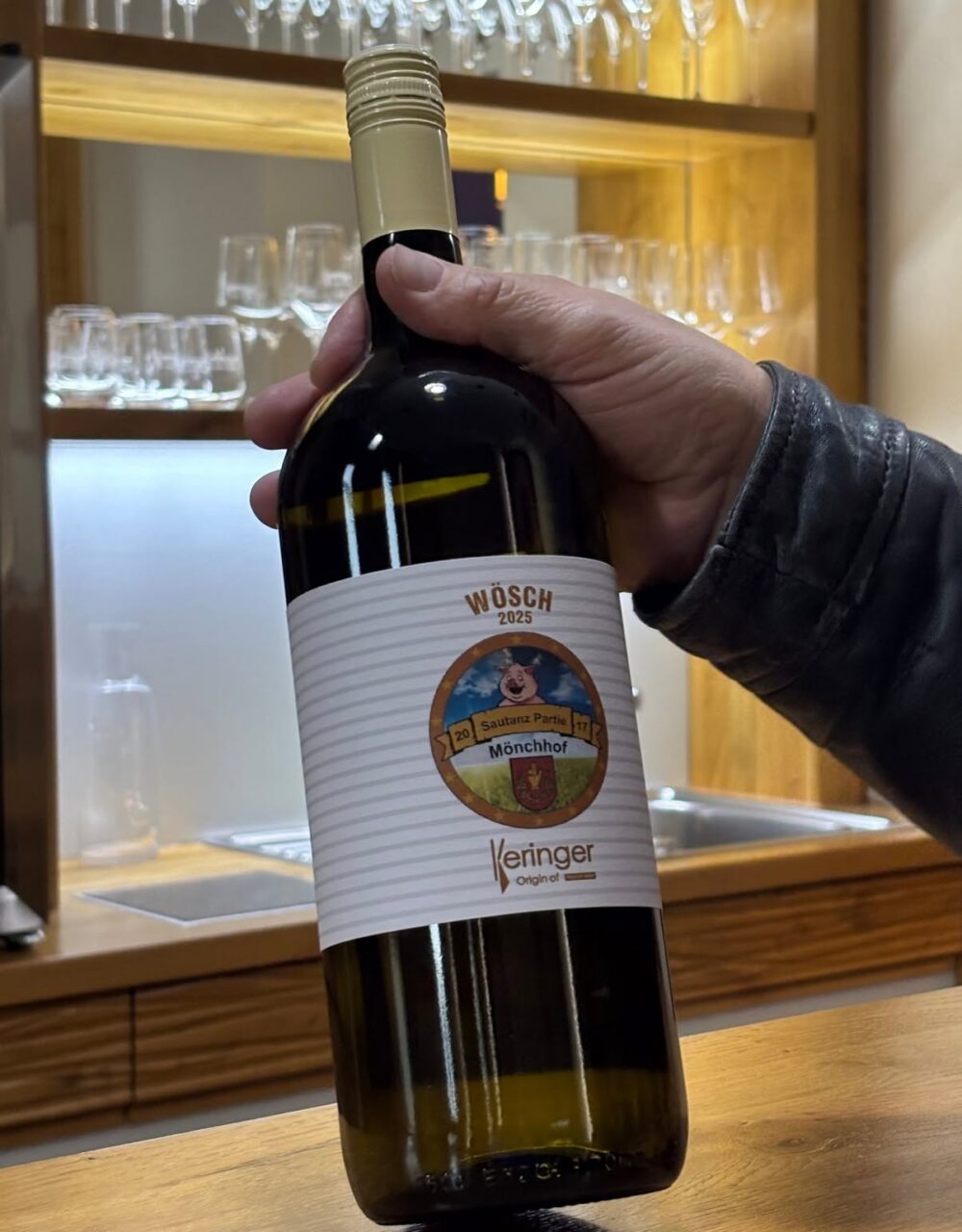 Sautanzwein Wösch 2025 Flaschenfoto, Weingut Keringer